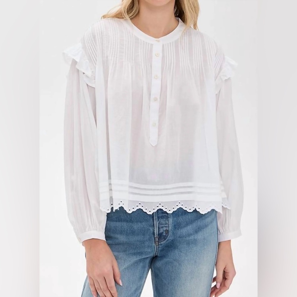 XiRENA Crisp White Pleated Blouse